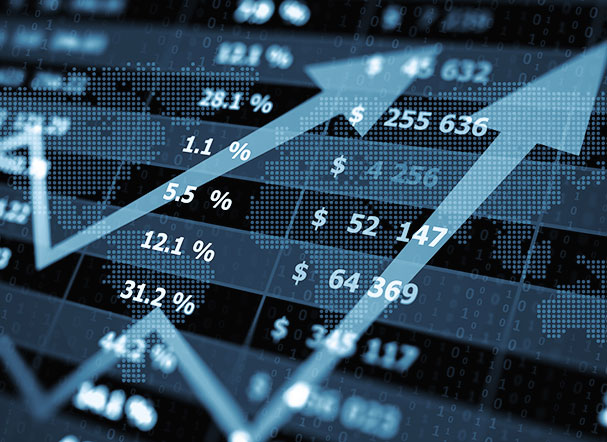 Foto ilustrativa de gráfico e número. Vetores com setas mostrando a subida do valor. 