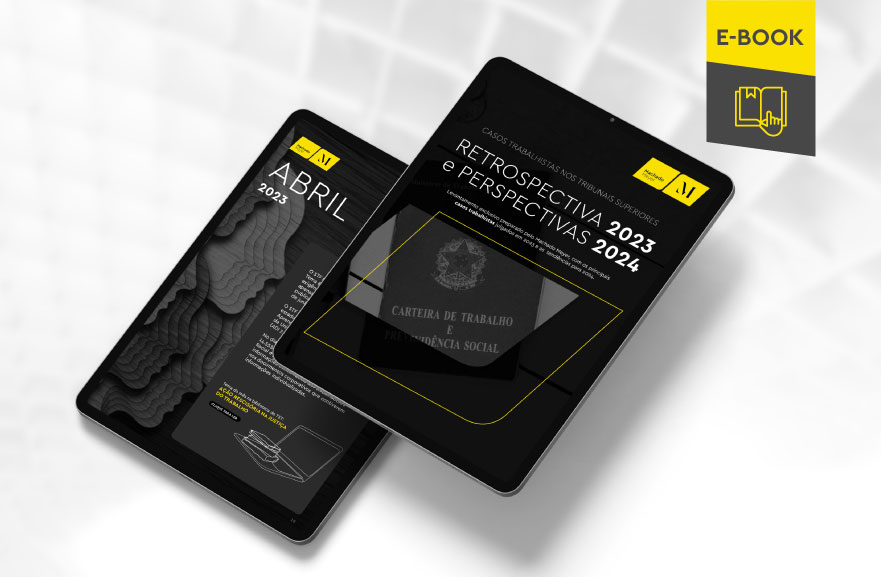 Mockup ilustrativo de dois tablets, um acima do outro, com imagens do conteúdo interno do e-book. No canto superior direito, faixa descritiva nas cores amarelo e cinza, com o nome "e-book" escrito