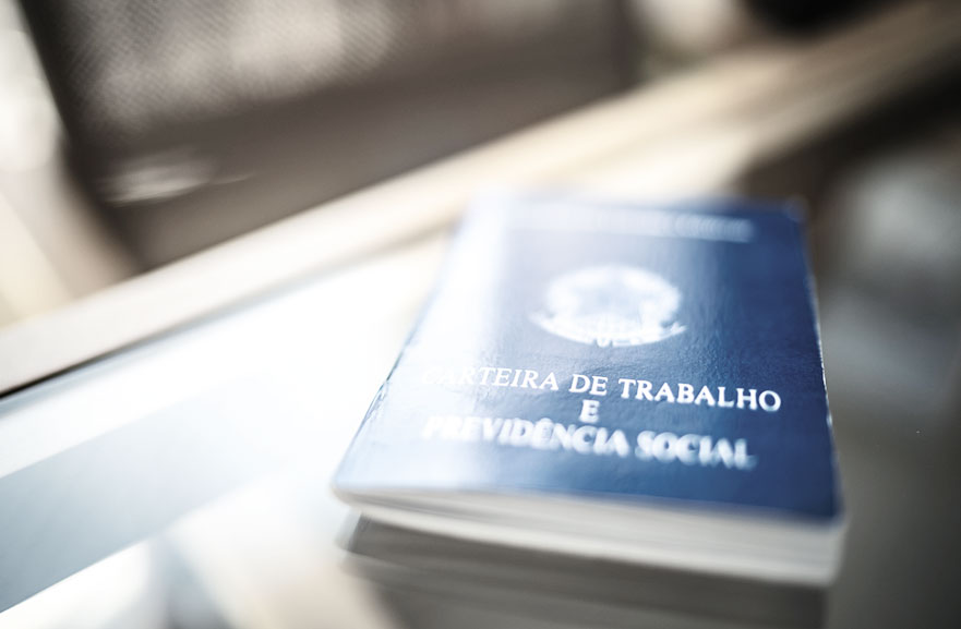 Imagem da carteira de trabalho e previdência nacional