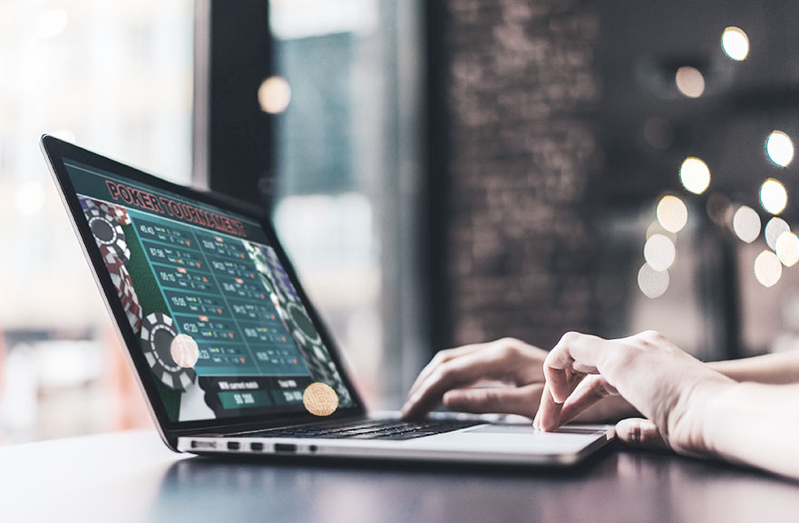 Notebook aberto em site de apostas